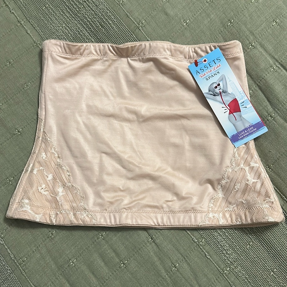 Spanx - Luxe & Lean Lace Waist Cincher